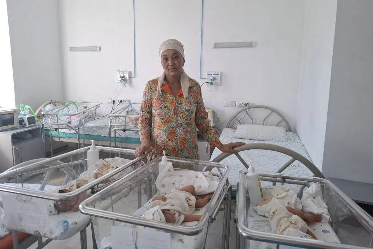 Родила тройню и стала матерью 11 детей 43-летняя жительница Туркестанской области