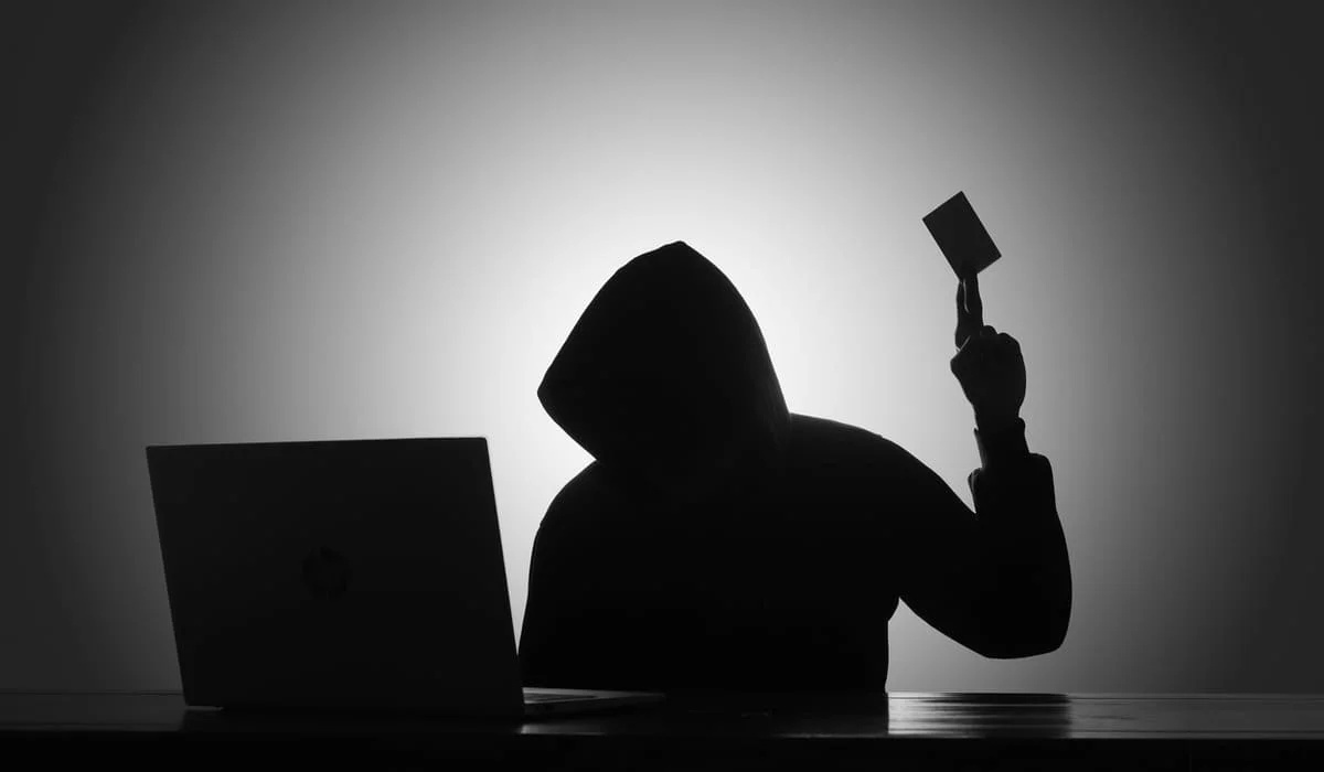 14-летний подросток регистрировал SIM-карты для мошенников в Астане