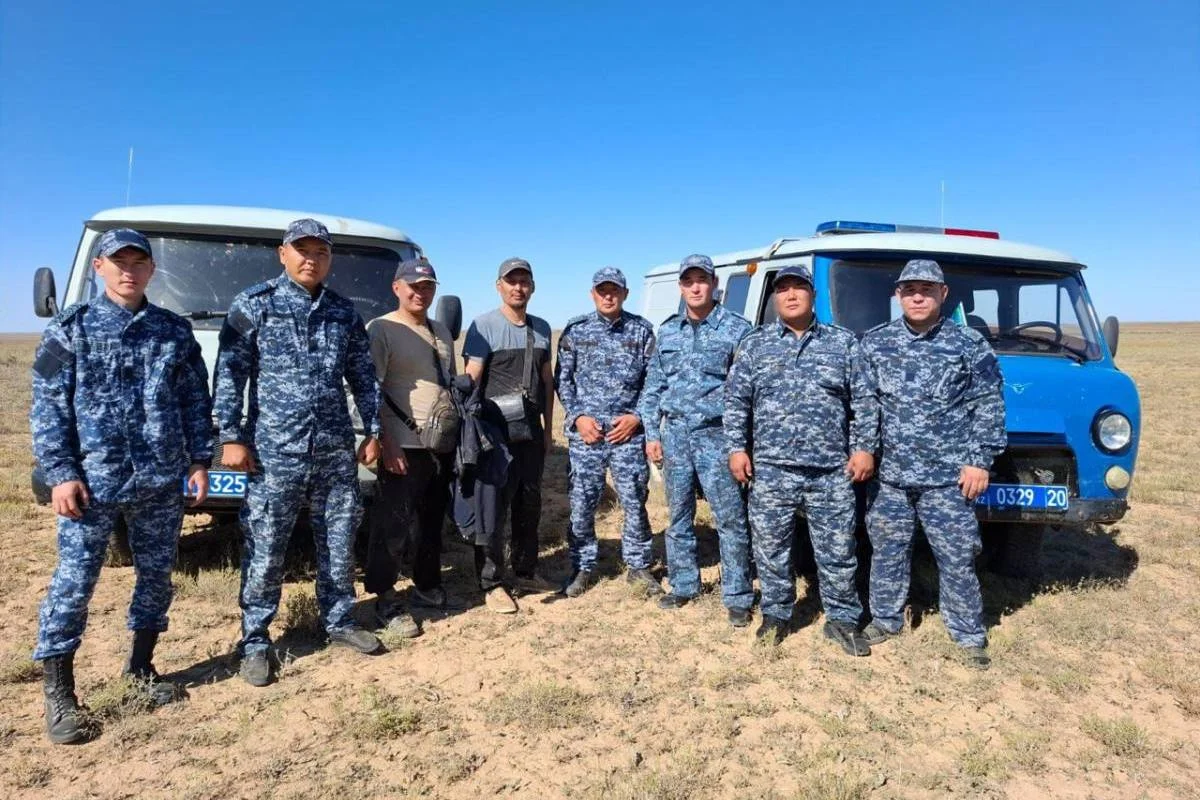 Двое суток искали в степи заблудившихся мужчин в области Улытау