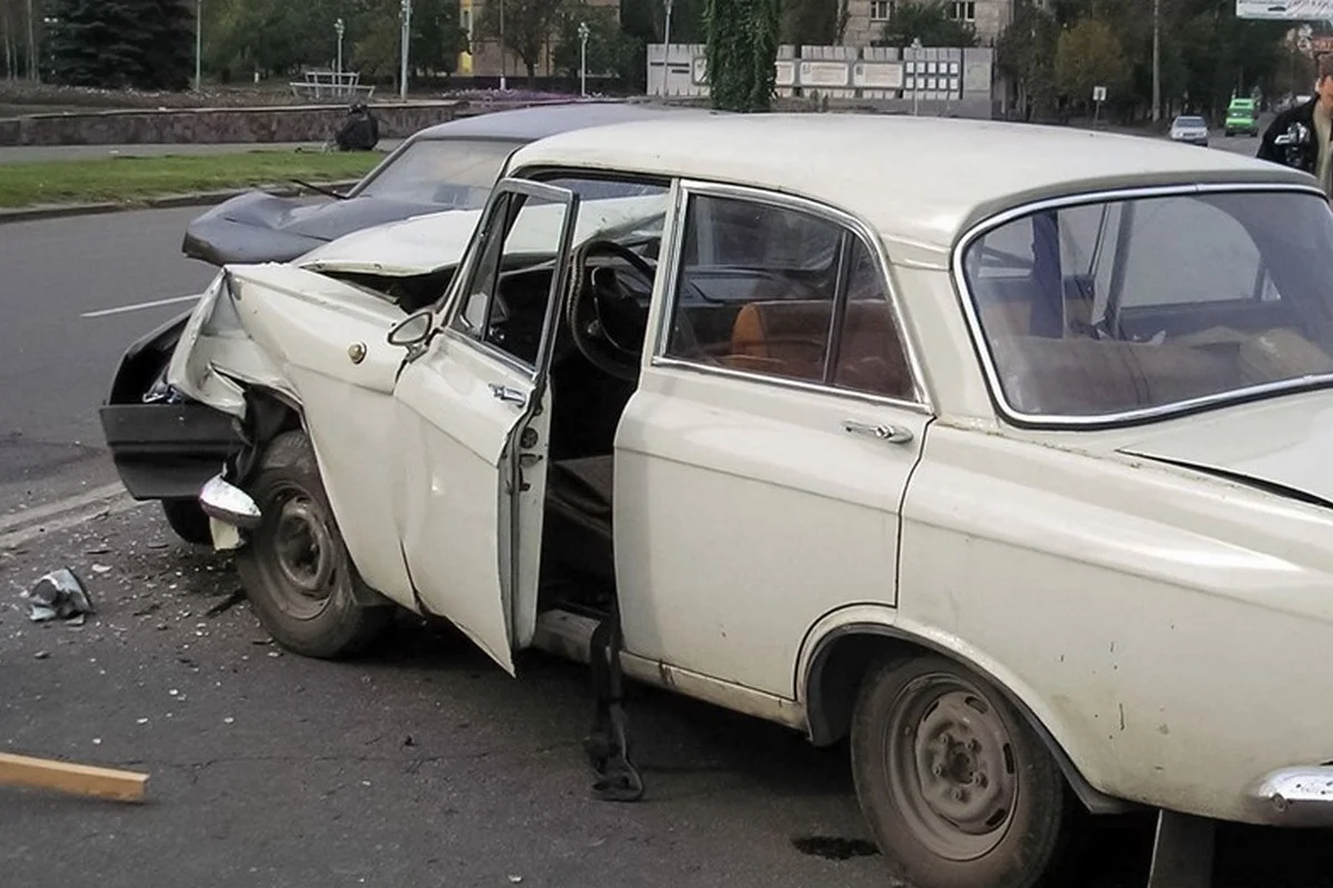 Водитель и пассажир «Москвича-412» погибли в ДТП в Акмолинской области