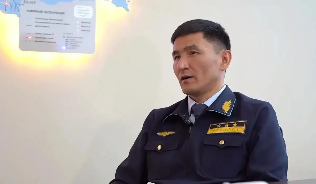 Топ-менеджер КТЖ Асан Умбетов до слез смеялся над пародией на себя (ВИДЕО)