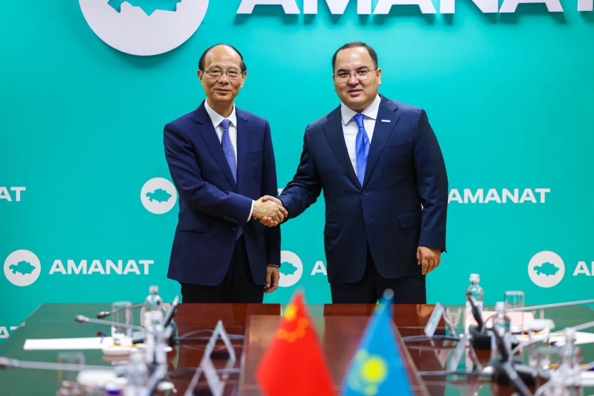 Партия «AMANAT» и Коммунистическая партия Китая обсудили пути укрепления межпартийных связей