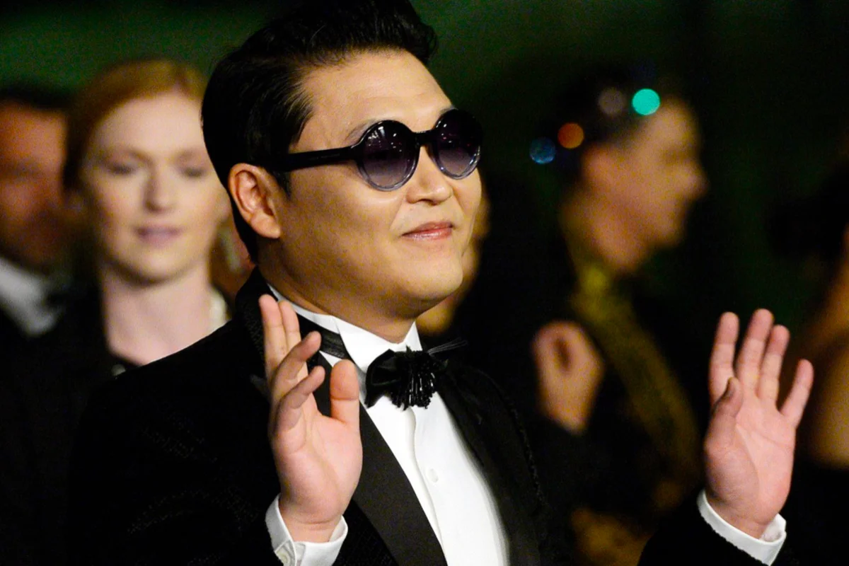 Исполнитель песни Gangnam Style задержан в Южной Корее