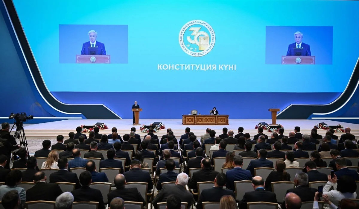 Президент рассказал об уникальной модели власти в Казахстане