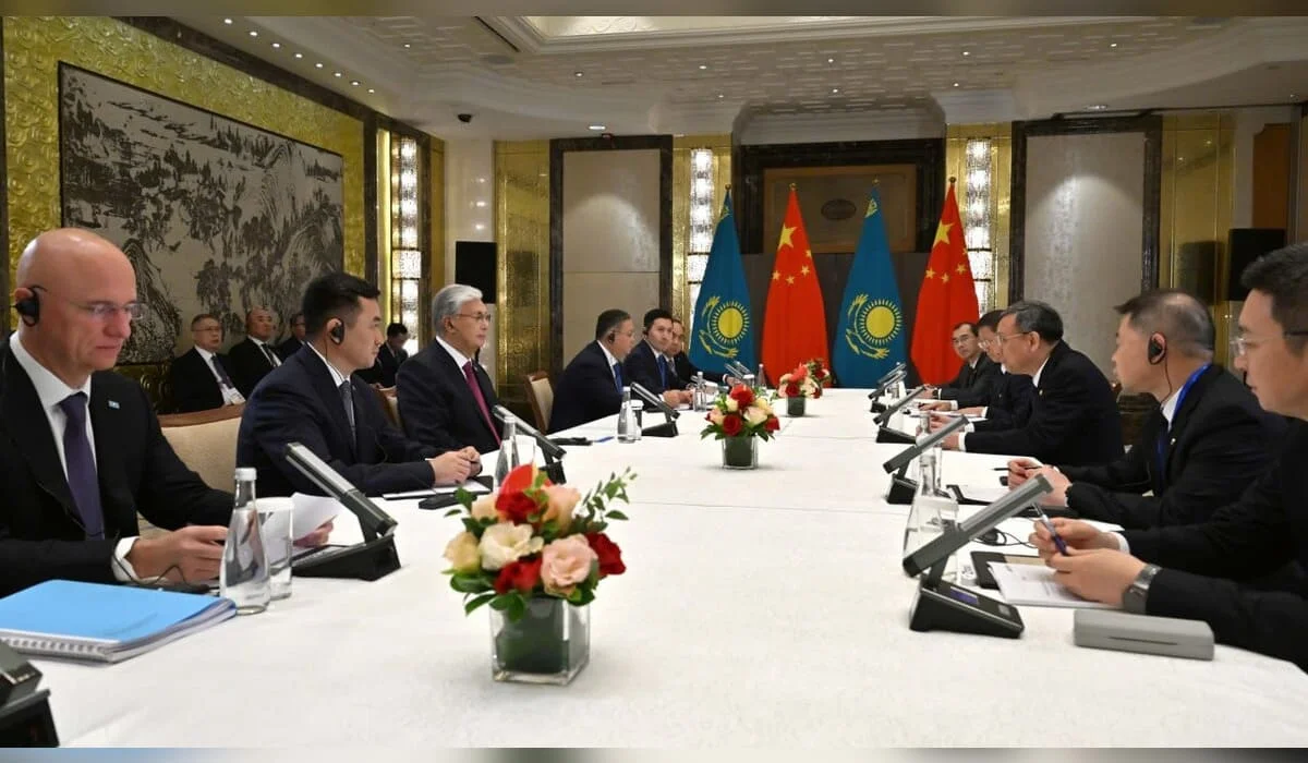 Токаев провел встречи с руководителями Sany Group и Energy China