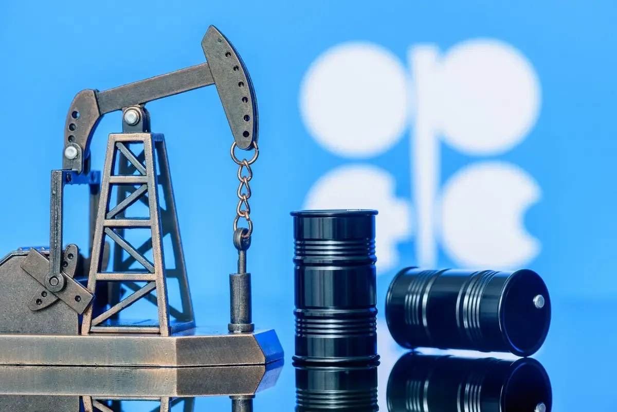 Казахстан и еще семь стран ОПЕК+ нарастят добычу нефти в октябре