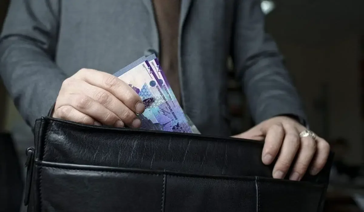 «Разработкой Строительного кодекса отмыли 291 млн тенге»: депутат рассказал, кто понес наказание