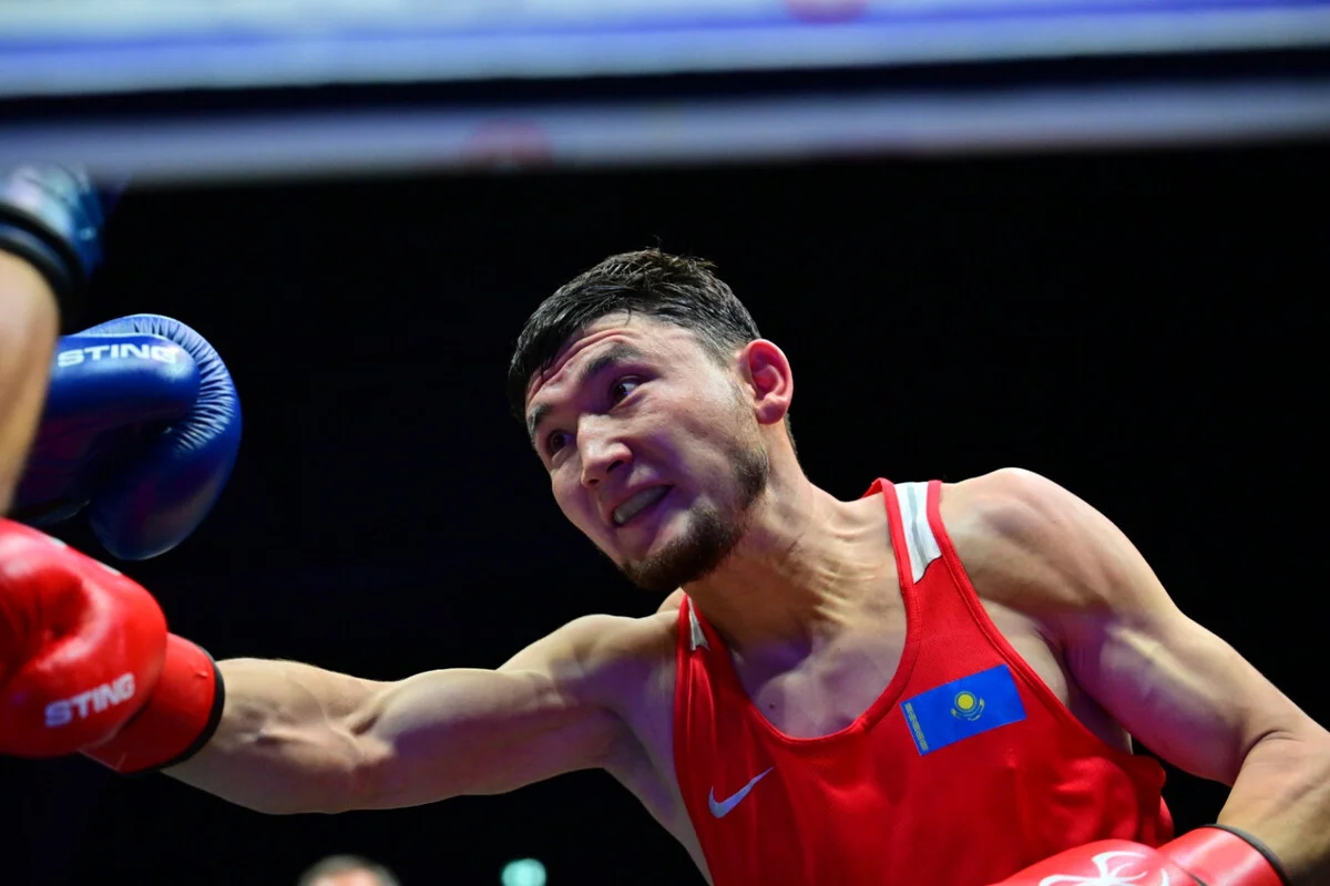 Казахстанские боксеры успешно выступают на чемпионате мира в Ливерпуле