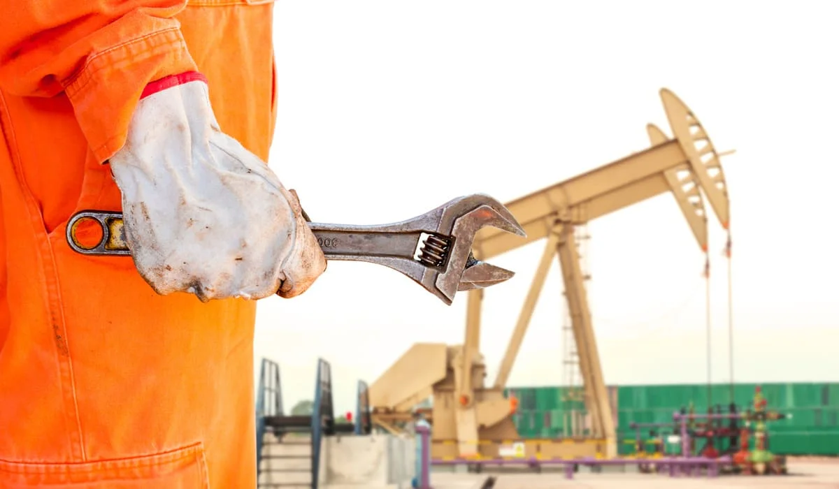 Три сотрудника нефтесервисных компаний похитили 23 млн тенге в Мангистау