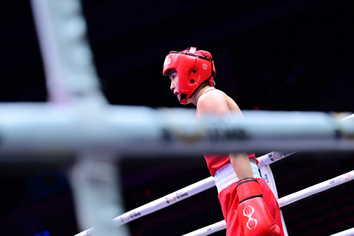 Назым Кызайбай стала серебряным призером чемпионата мира по боксу