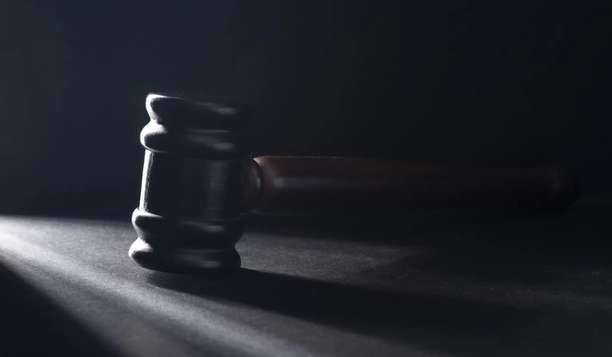 Суд в ВКО обязал компанию выплатить 11 млн тенге семье погибшего водителя