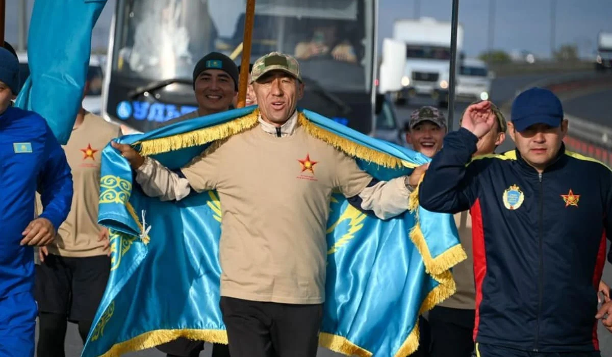 Казахстанский военный пробежал 600 км за 5 дней и установил новый рекорд (ФОТО, ВИДЕО)