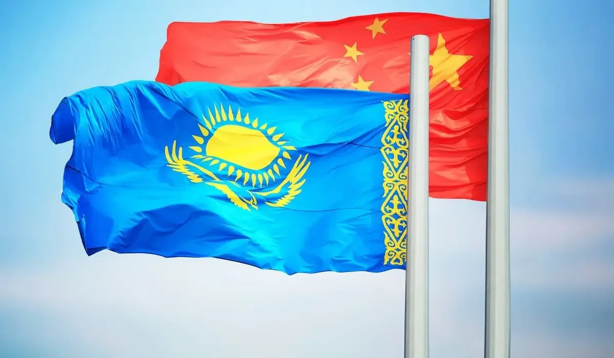 Пять пунктов пропуска на границе Казахстана и Китая временно закроют