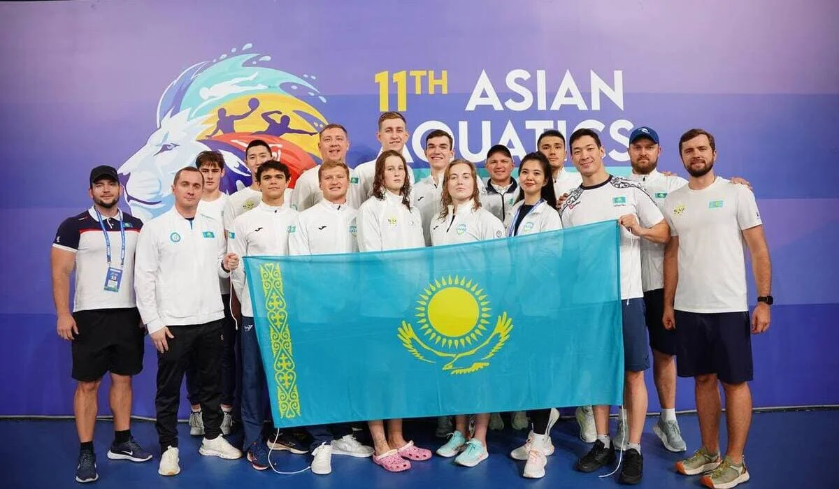 Казахстанские пловцы завоевали 10 медалей на чемпионате Азии в Индии