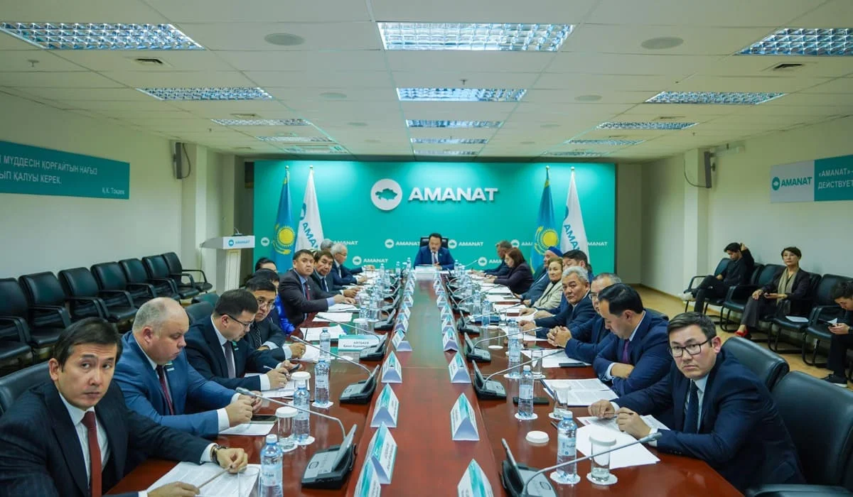 В «AMANAT» потребовали прекратить бюрократию и ускорить строительство объектов культуры