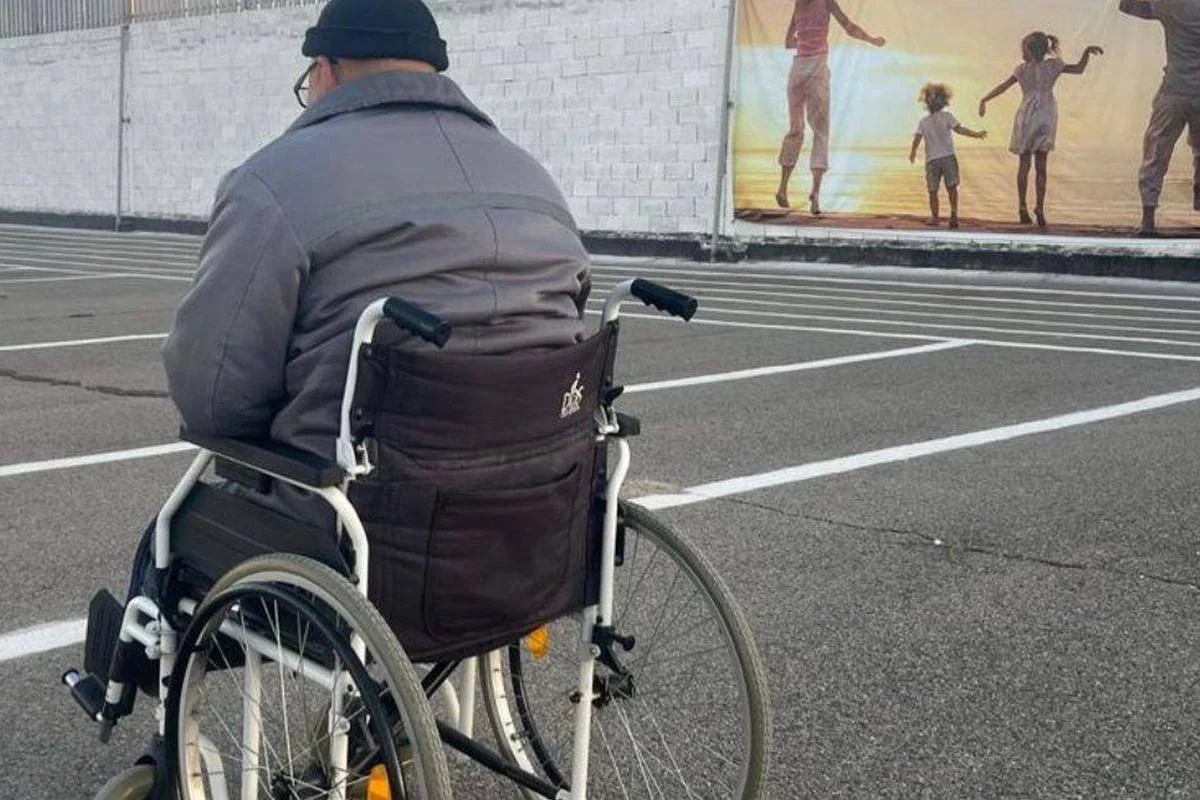 Как 62-летний осужденный в инвалидной коляске отбывает срок в алматинской колонии