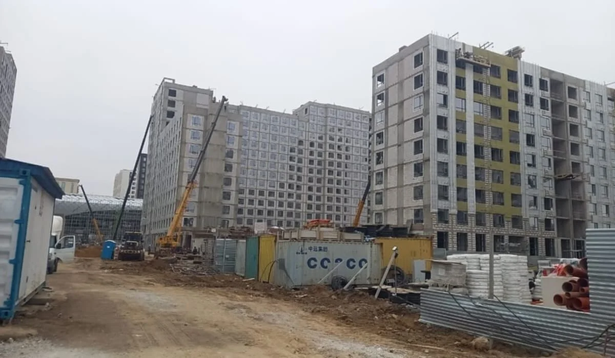 Драка на стройке в Астане: крановщик не понял команду – вмешалась полиция (ФОТО)