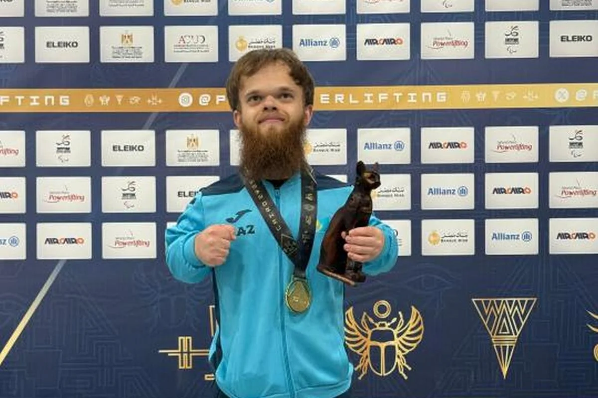 Казахстанские парапауэрлифтеры блистают на чемпионате мира в Каире: три золота и серебро