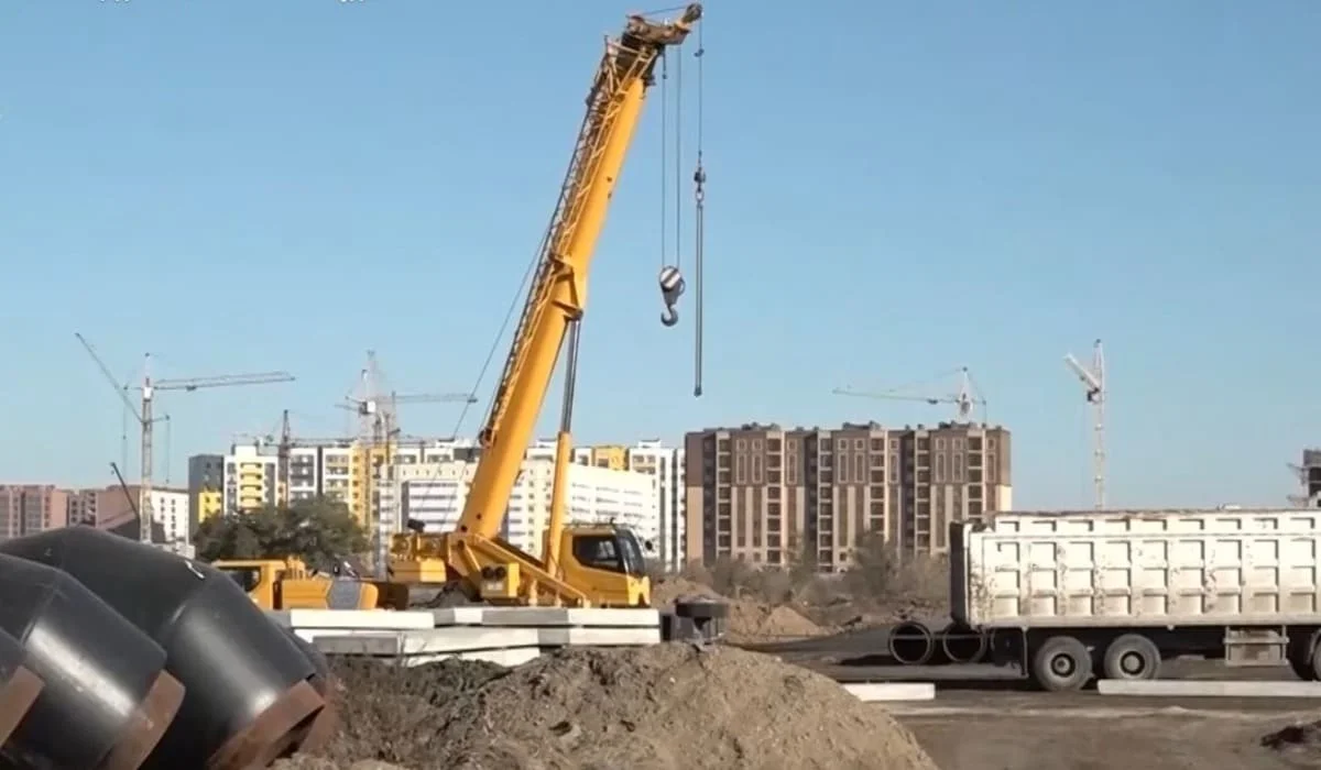 Бетонная плита насмерть придавила юношу в Астане: начато расследование