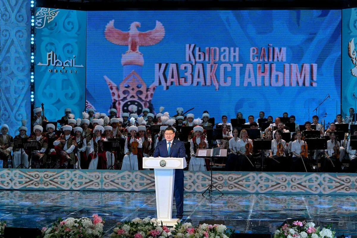 В области Абай чествовали жителей, внесших вклад в развитие региона