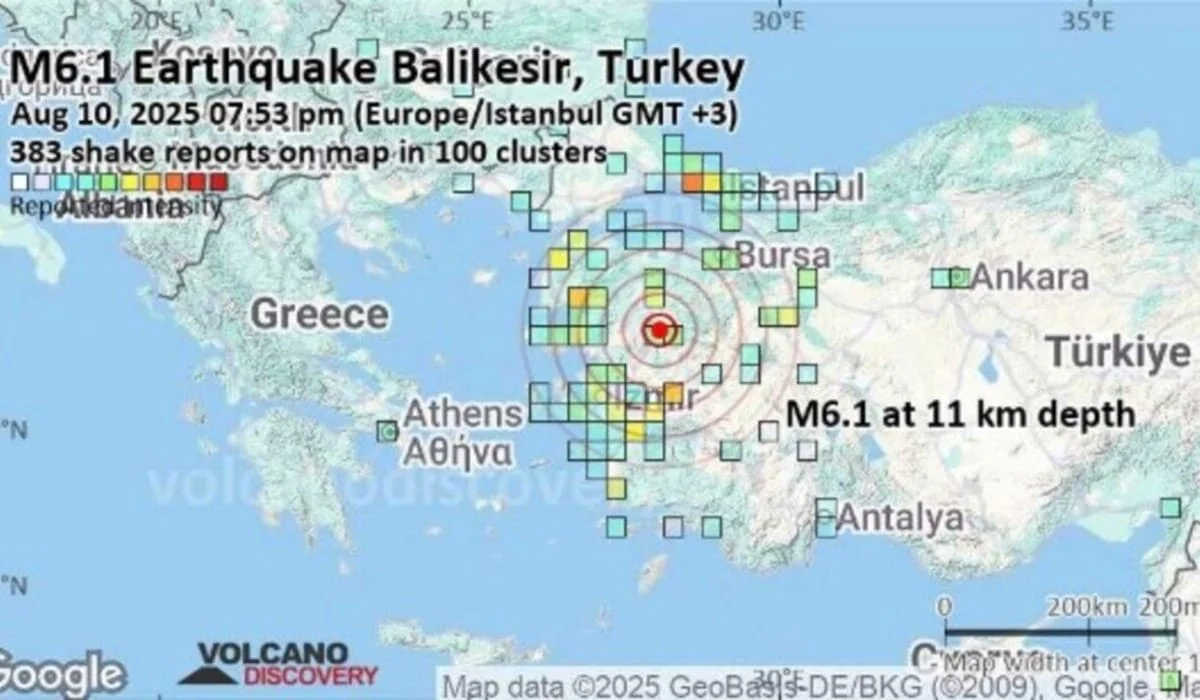 19 человек пострадали после сильного землетрясения в Турции