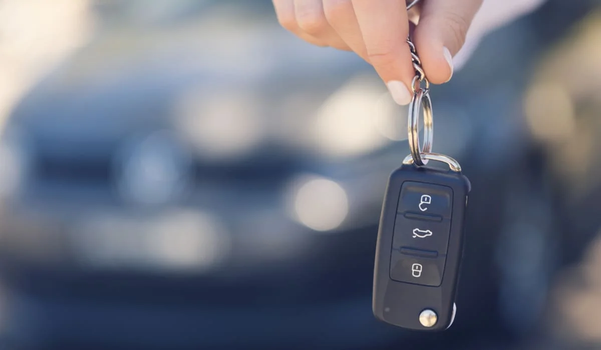 Работник получил автомобиль вместо долга по зарплате в Астане