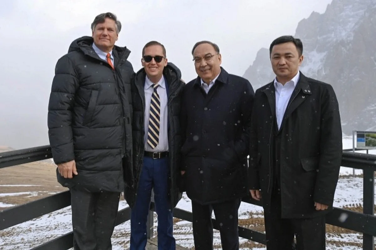 Спецпредставитель Трампа и замгоссекретаря США прибыли с визитом в Казахстан (ФОТО)