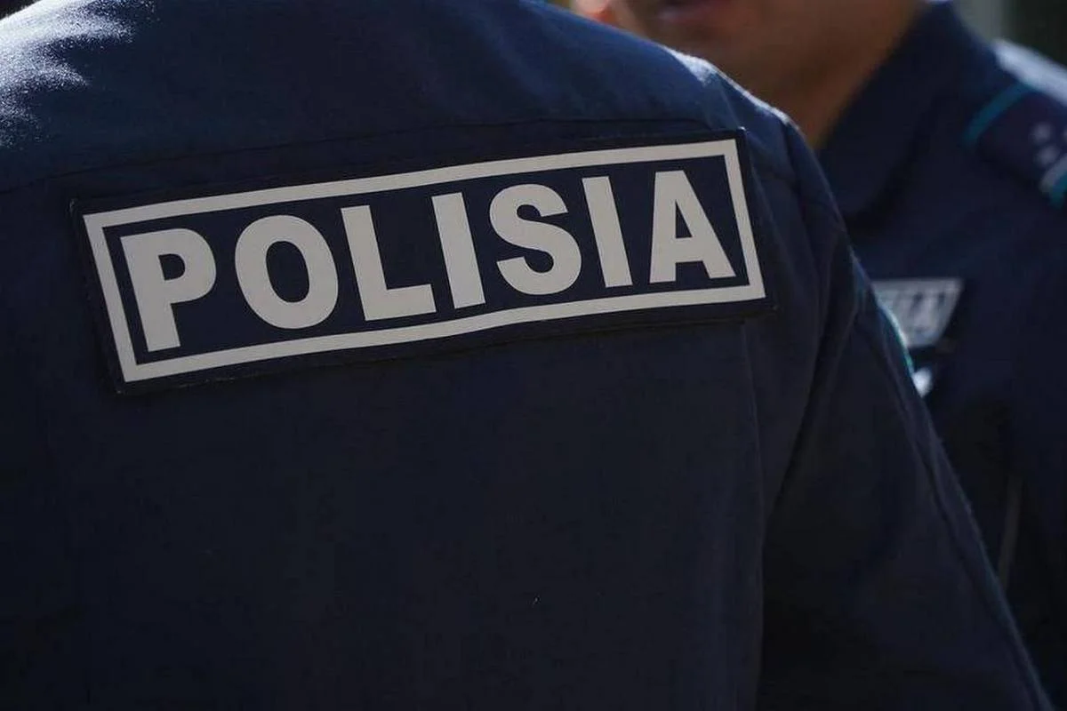 Шлагбаум и камеры на 2,5 млн тенге разнесли пьяные вандалы в Бурабае