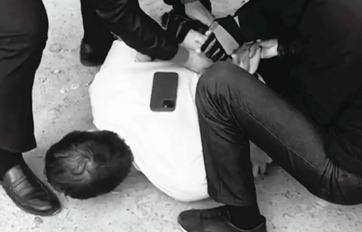 У водителя иномарки нашли пакеты с наркотиками в пригороде Актау (ВИДЕО)