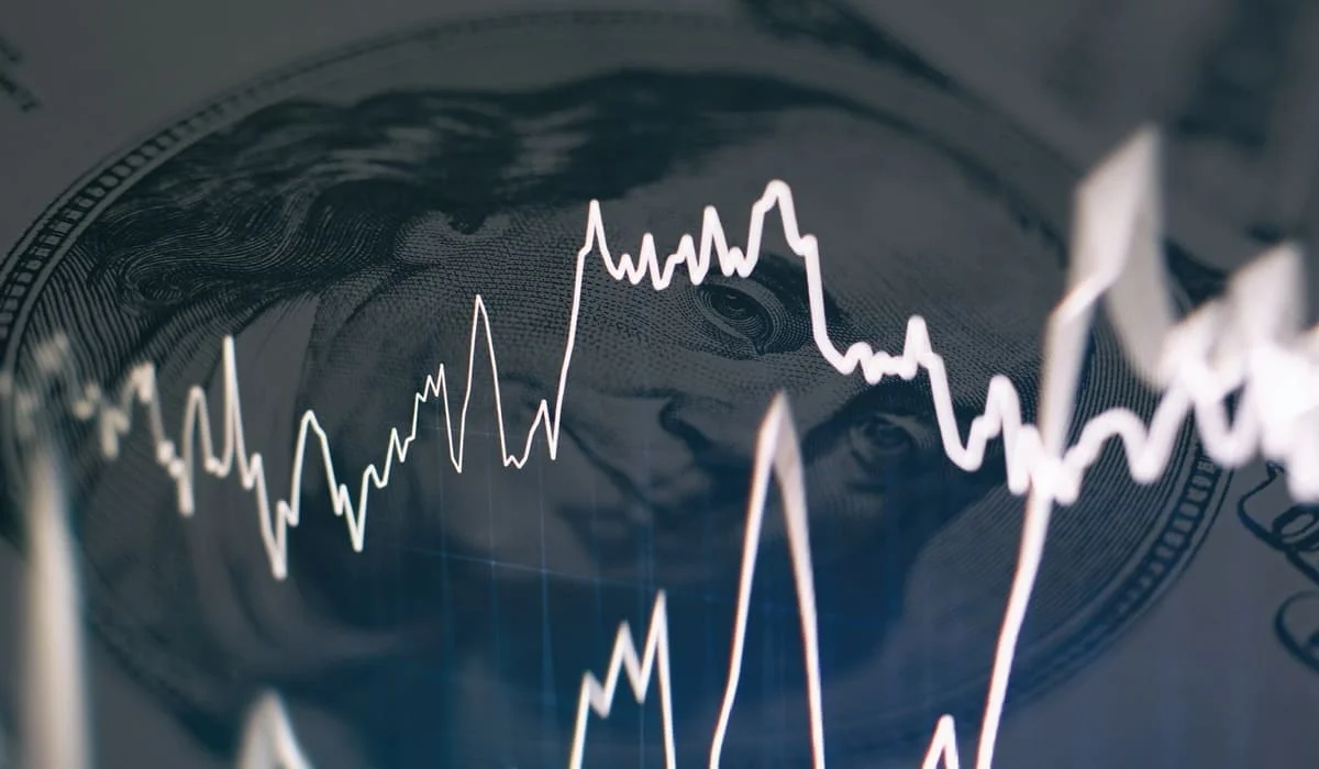 Курс доллара в обменниках Астаны, Алматы и Шымкента превысил 533 тенге