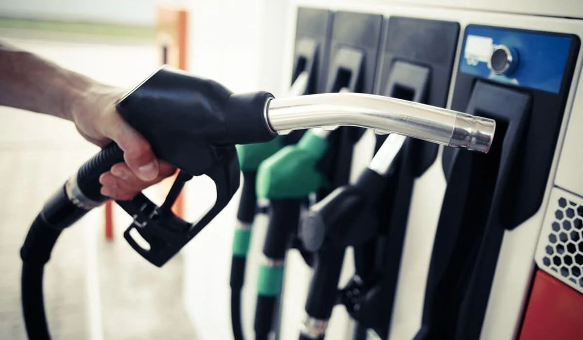 Рост цен и перебои с топливом: Минэнерго запустило горячую линию