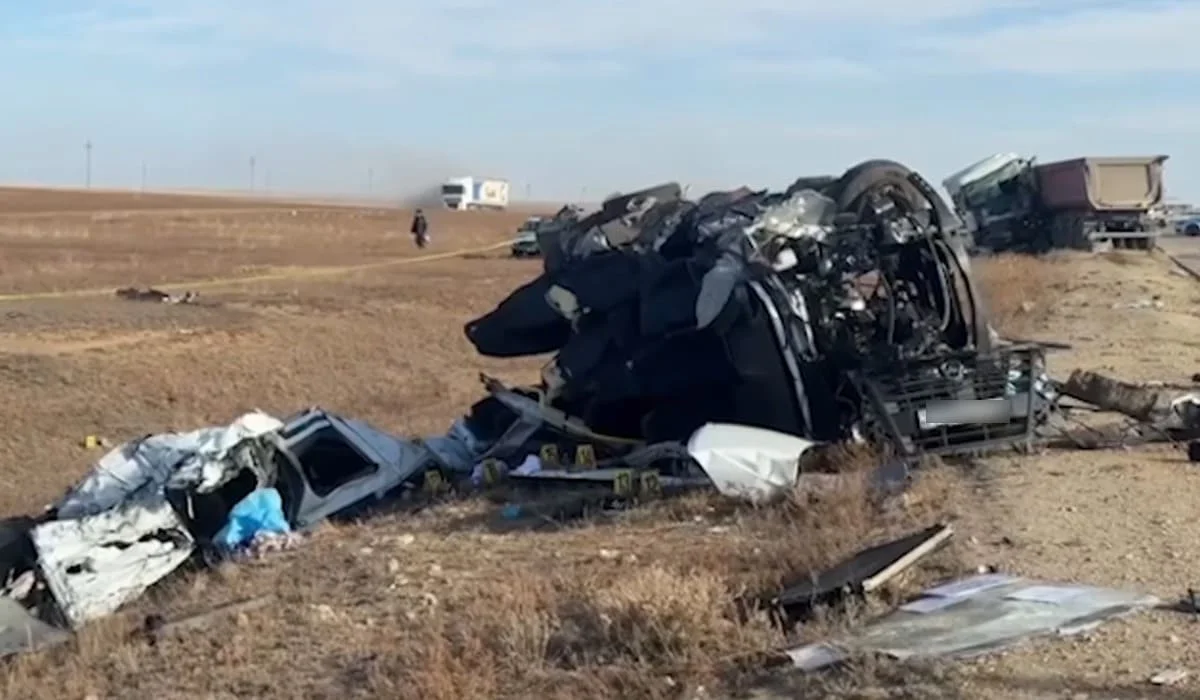 ДТП с 12 погибшими в Актюбинской области: из больницы выписали двух пострадавших