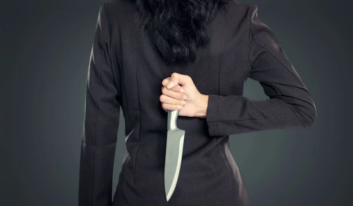 «Пил, бил и проигрывал деньги»: 63-летняя казахстанка, убившая сожителя, избежала тюрьмы