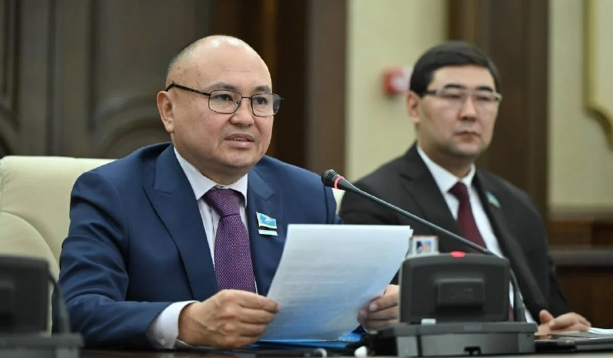 Государство подарило банкам 4 трлн тенге: депутат требует вернуть деньги в бюджет