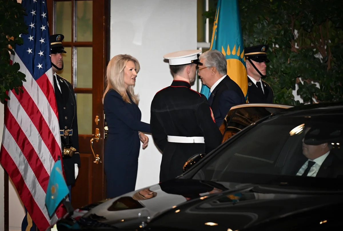 Токаев прибыл в Белый дом: ожидается встреча с Трампом (ВИДЕО)