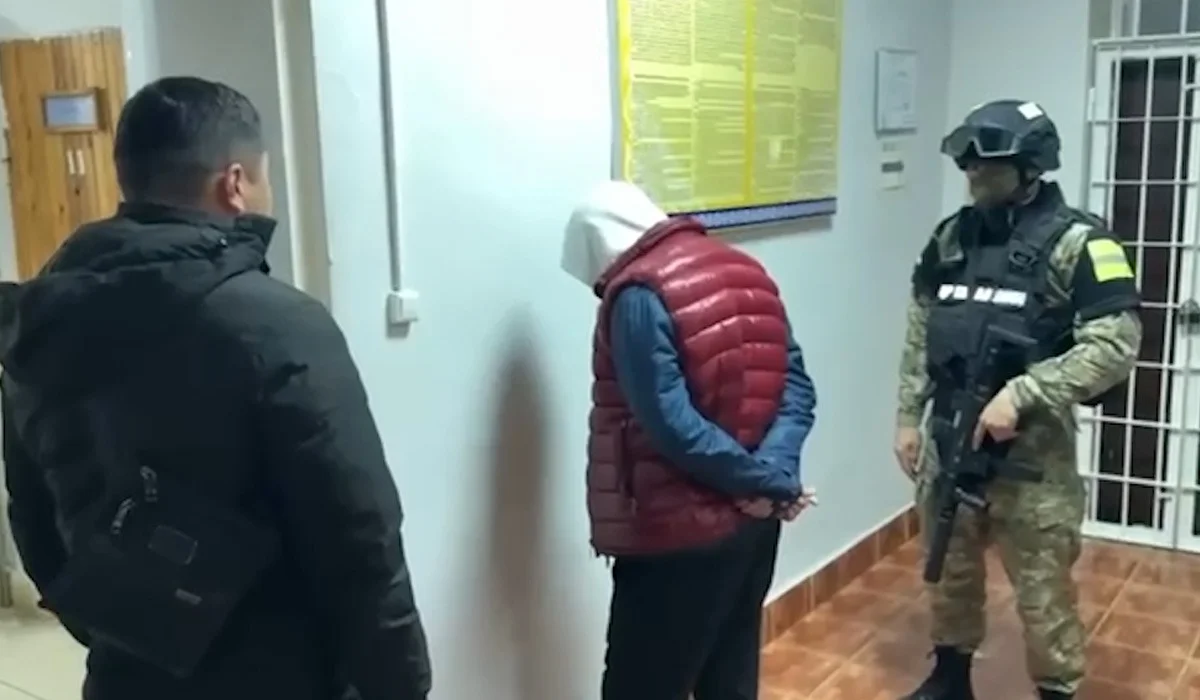 «Требовал 10 млн за молчание»: блогера задержали в Шымкенте (ВИДЕО)