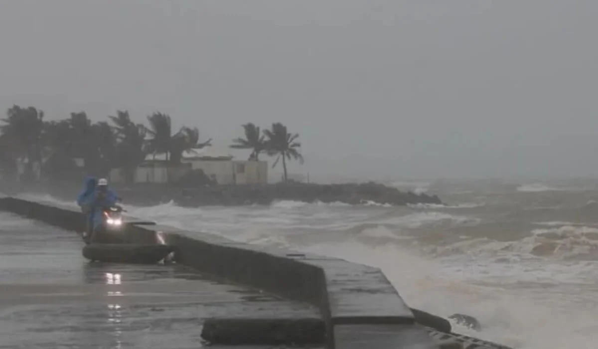 Тайфун «Калмаеги» убил не менее 114 человек на Филиппинах и обрушился на Вьетнам