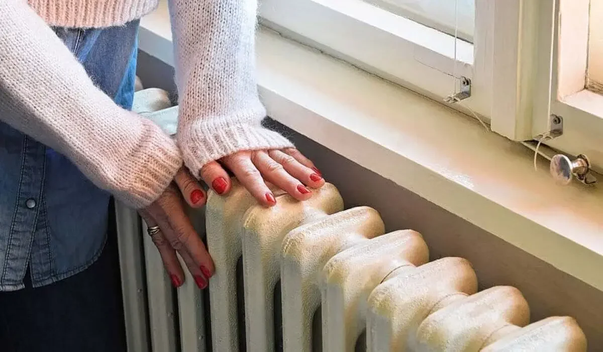 «Ходим дома в куртках»: шымкентцы жалуются на холодные квартиры