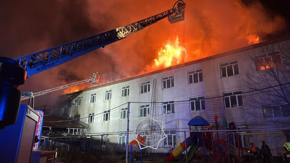 Крупный пожар в детском доме потушили в Алматы (ВИДЕО)