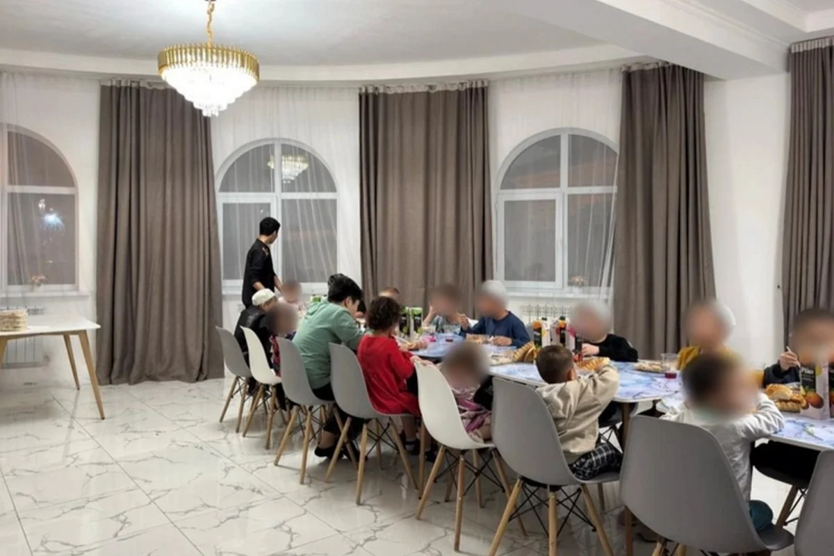 Воспитанников детдома после пожара временно разместили в санатории в Алматы