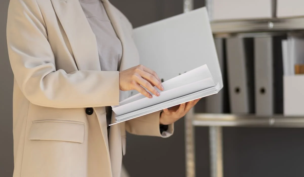 Смена директора не повод расторгать трудовой договор – решение суда