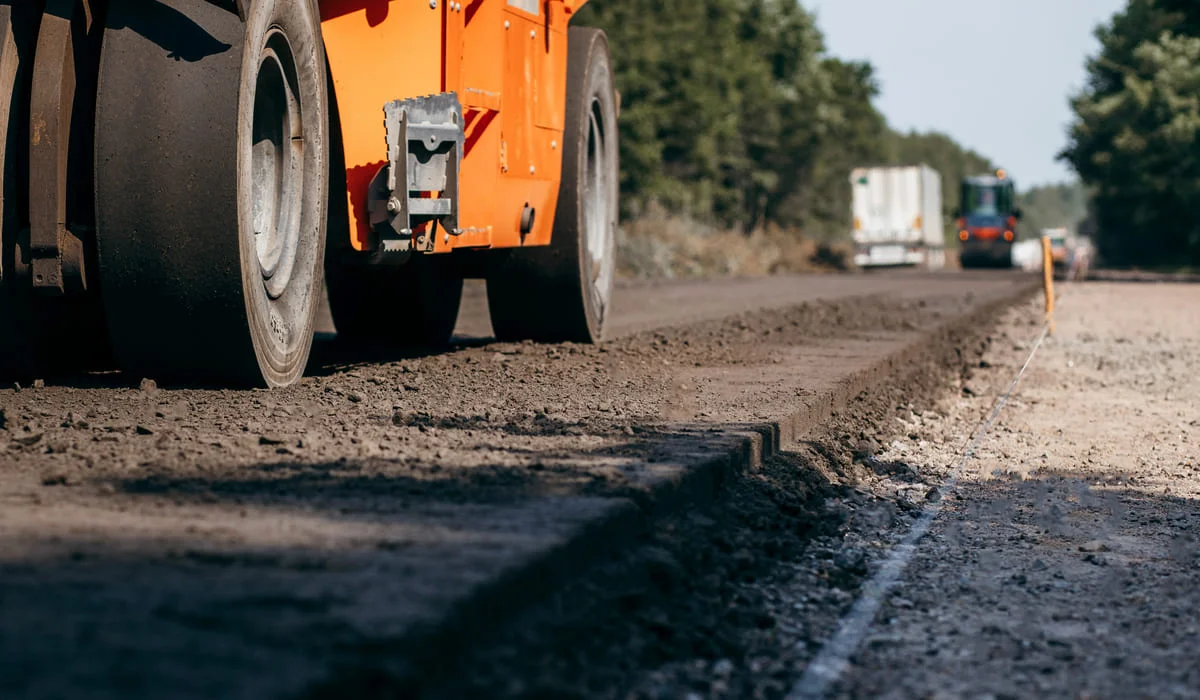 300 млн тенге вернули в бюджет после проверки ремонта дороги в Актобе
