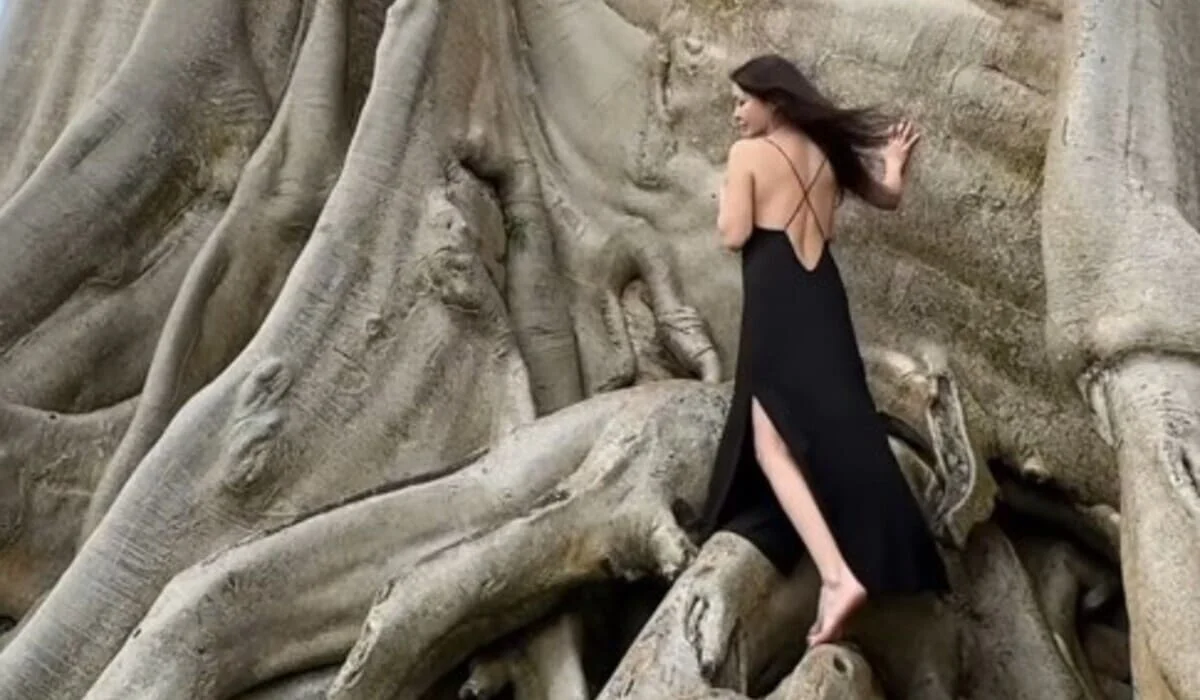 Асель Садвакасова поделилась завораживающими кадрами с экзотического острова