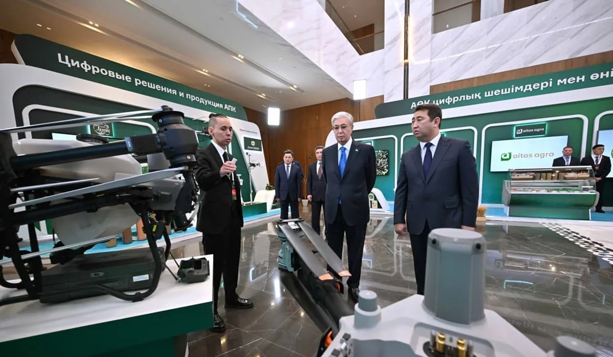На агрофоруме Токаеву представили инновационные цифровые сервисы для сельского хозяйства
