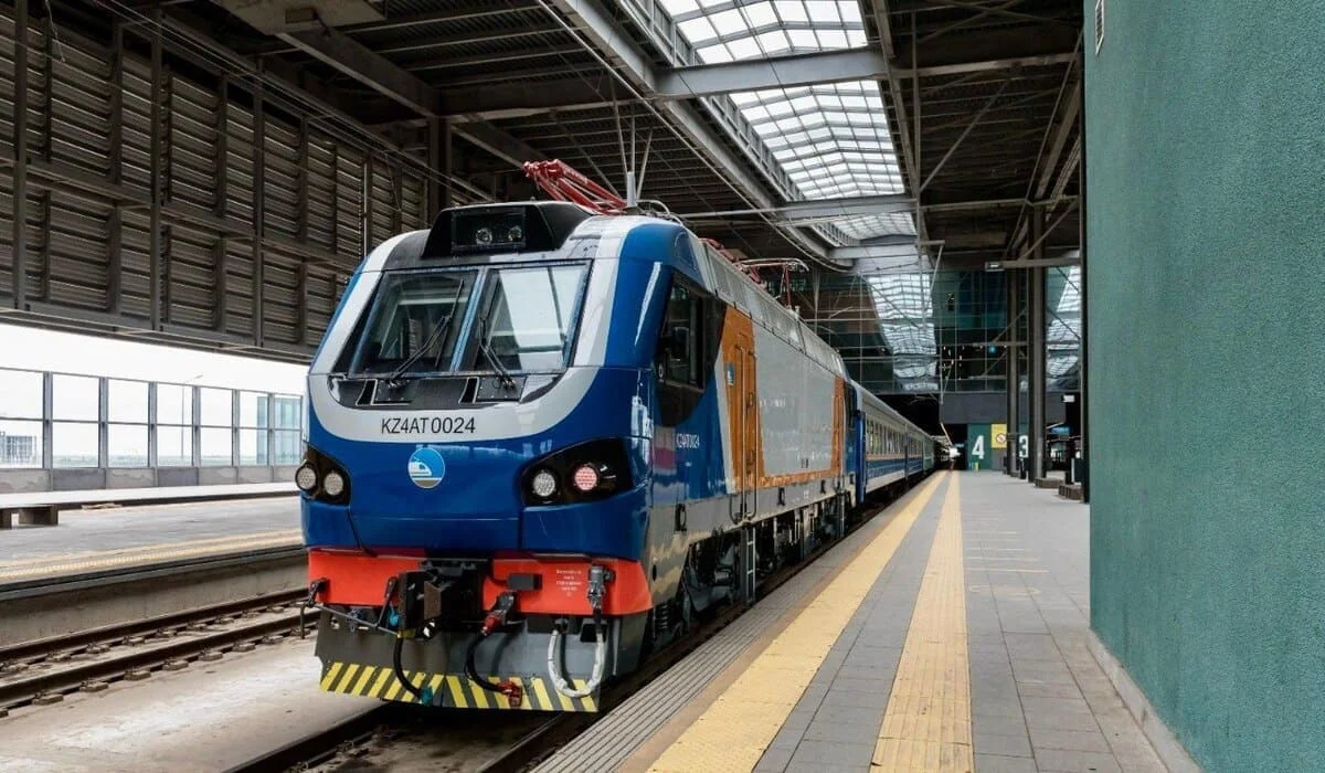 Поезд «Атырау – Алматы» станет ежедневным с 14 декабря