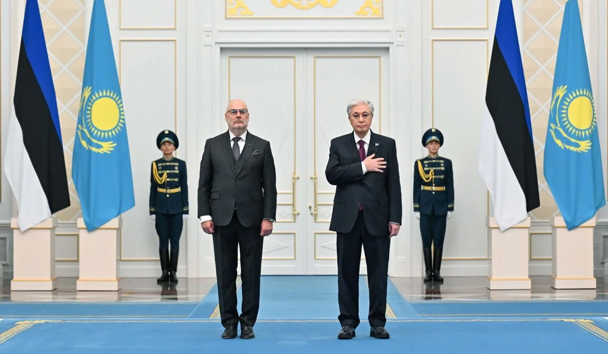 Токаев встретил президента Эстонии в Акорде