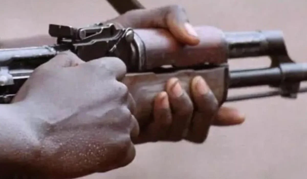 Нападение на школу в Нигерии: убит учитель, похищены не менее 25 девочек