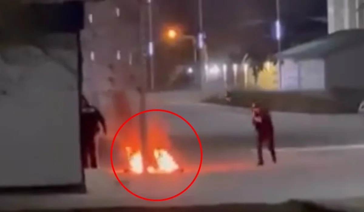 Облил себя жидкостью: трагедию предотвратили у КПП полиции в Мангистау (ВИДЕО)