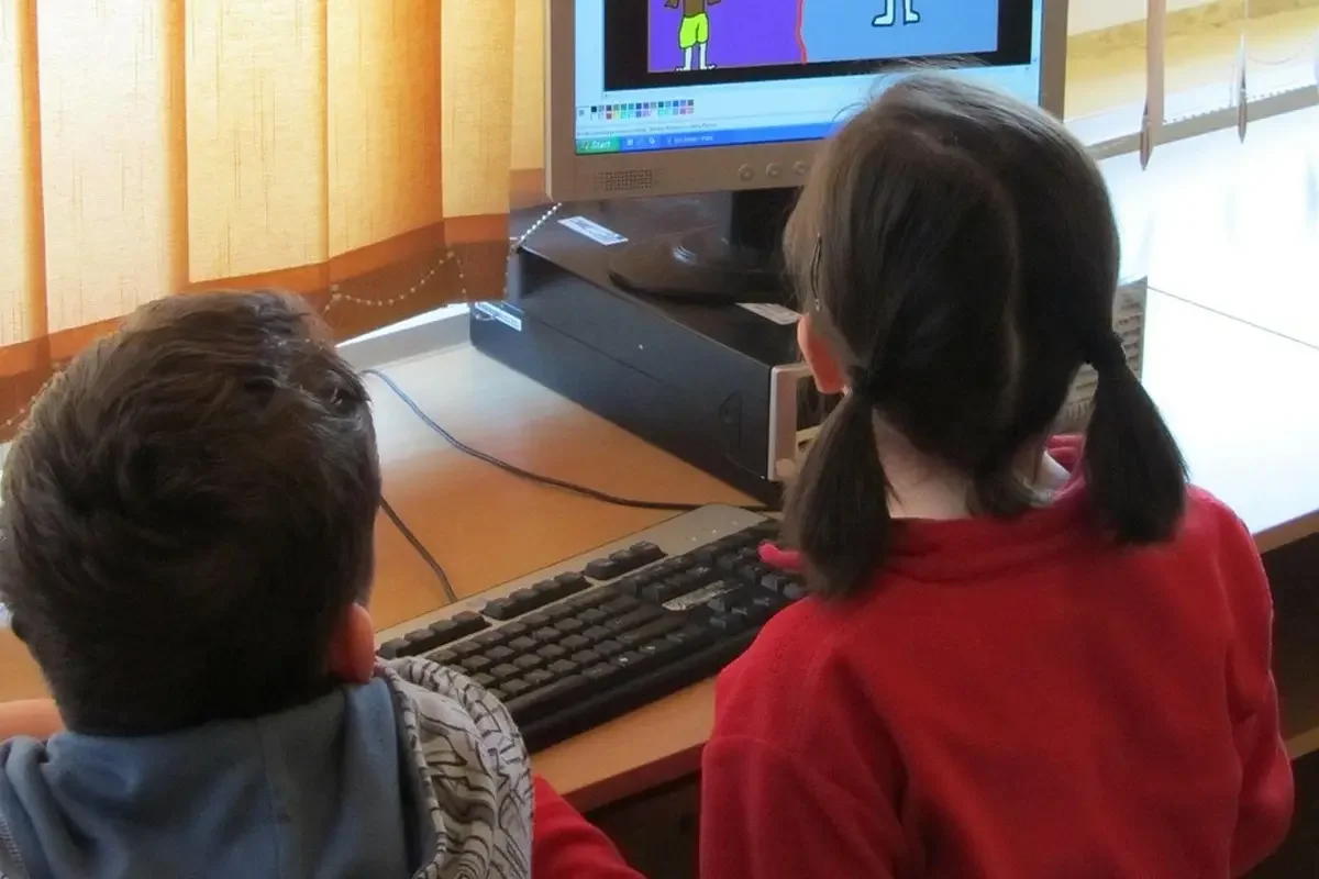 Школьников перевели на дистанционное обучение в Костанае