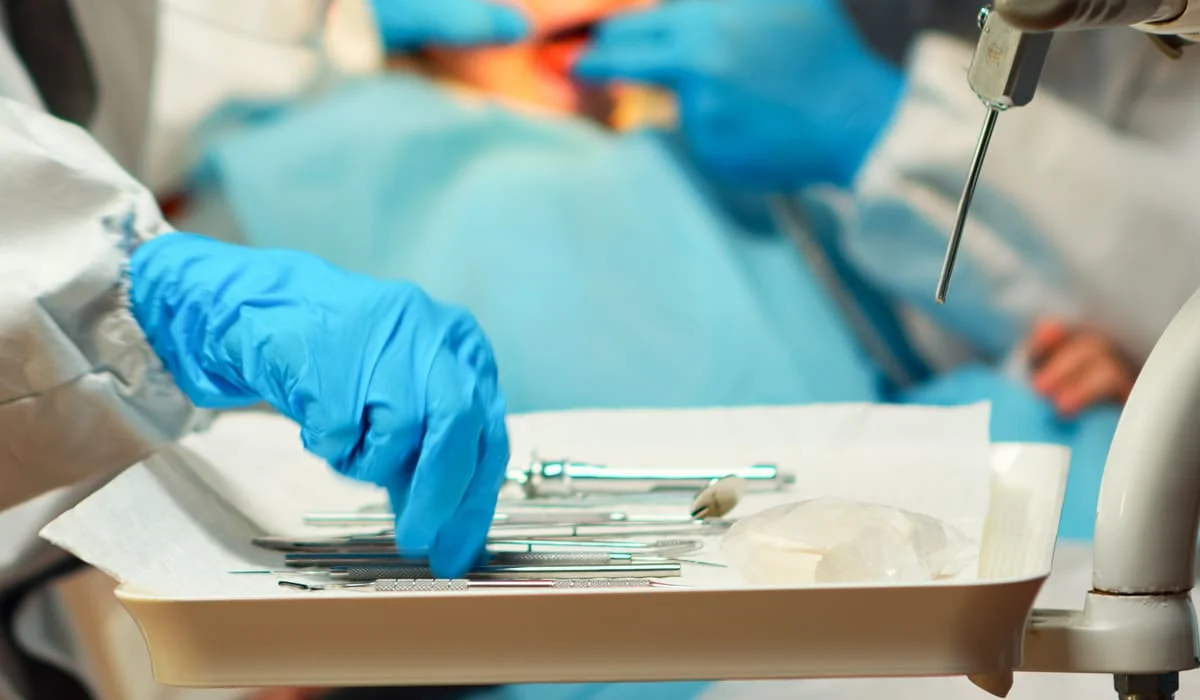 Смерть девочки в стоматологии: прокурор заявил, что наркоз делали без анализов